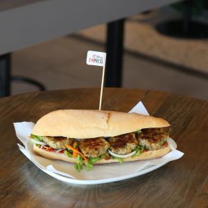 Piliç Köfte Ekmek 5'Li | 240,00